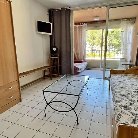Avec Piscines, Proche Et Commerces - 4 Couchages, Garage, Lave-linge, Tv - Fr-1-225-445 *
